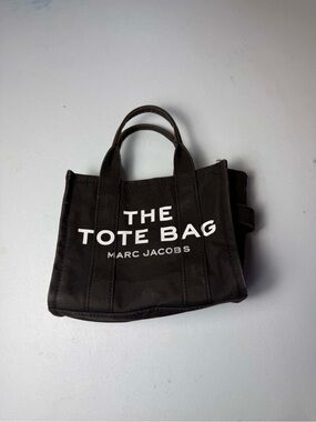 Small MARC JACOBS THE TOTE BAG Black Canvas